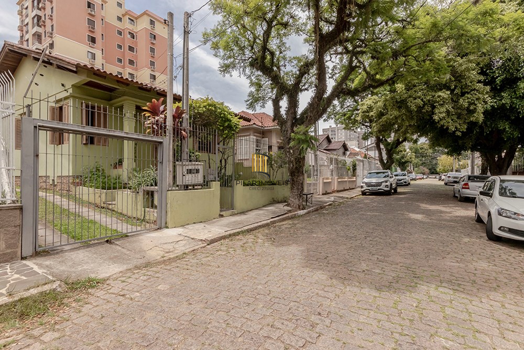 Casa 2 dormitórios no bairro Teresópolis