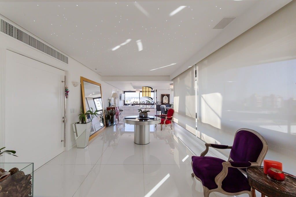 Apartamento 4 dormitórios no bairro Bela Vista