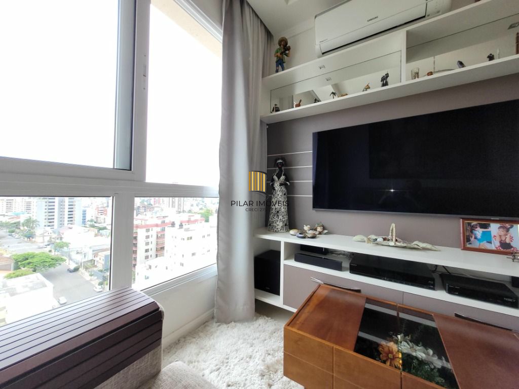 Apartamento 2 dormitórios no bairro Santana