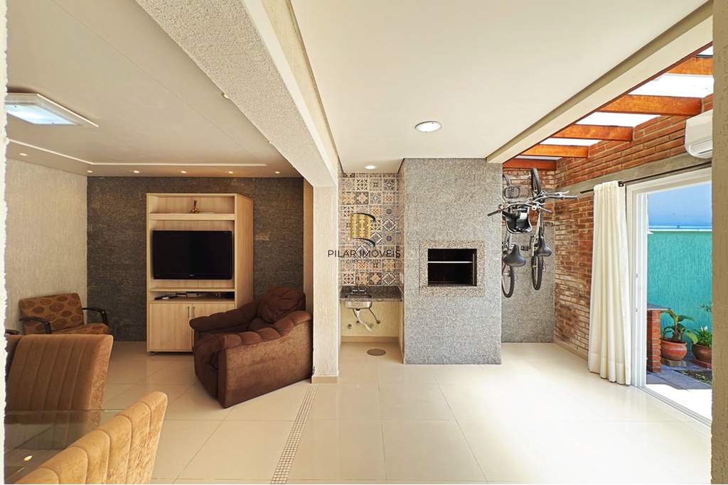 Casa 1 dormitório no bairro Hípica