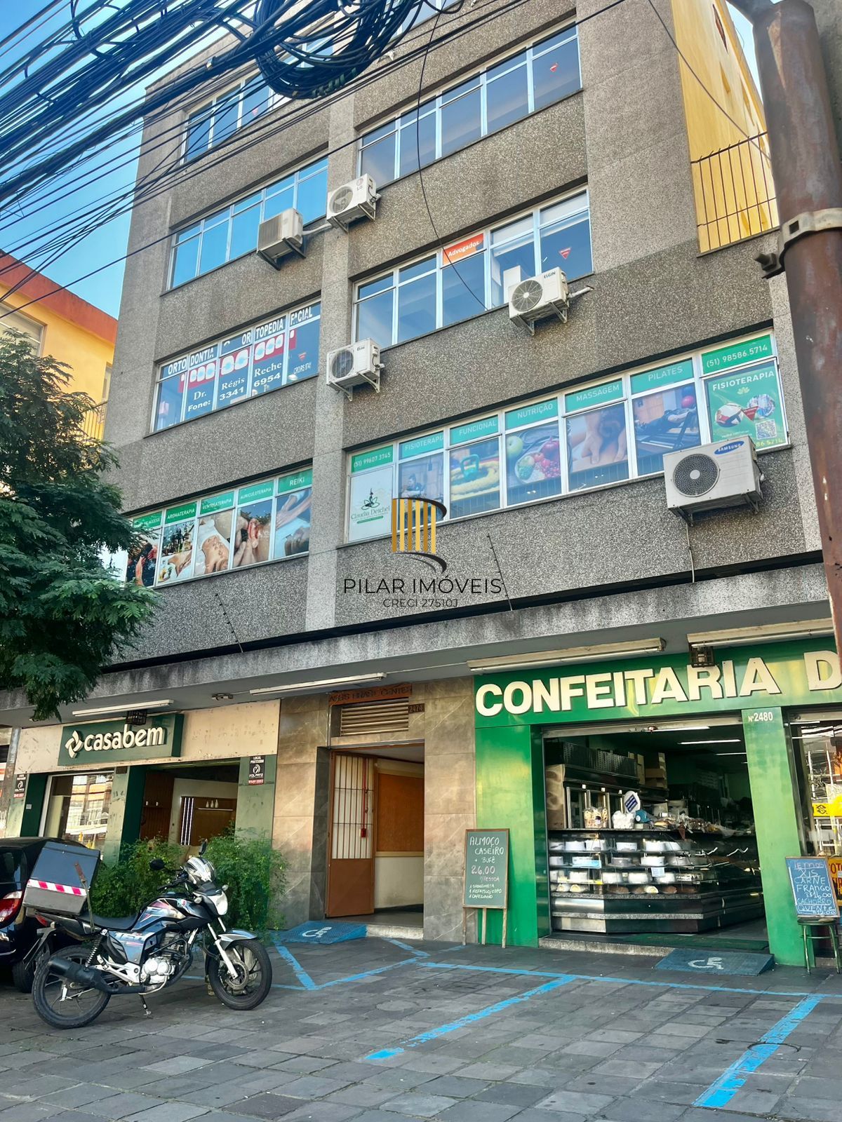 Sala comercial, Av Assis Brasil, 34 m², prédio com elevador, sala com banheiro - Pilar Imóveis