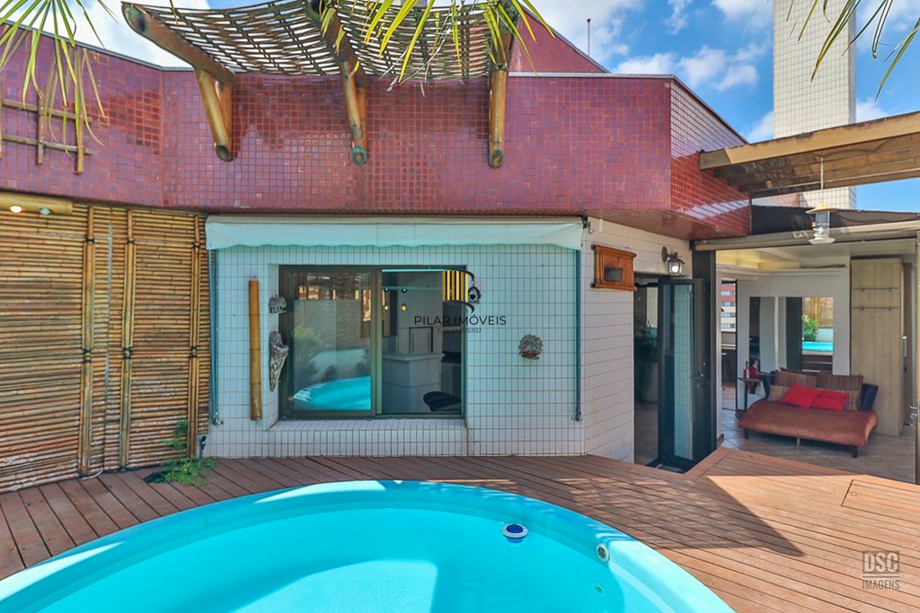 Cobertura 3 dormitórios no bairro Petrópolis