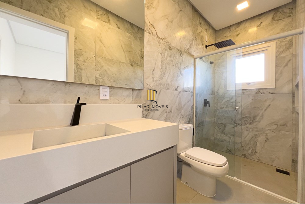 Casa de Condomínio 4 dormitórios no bairro Centro