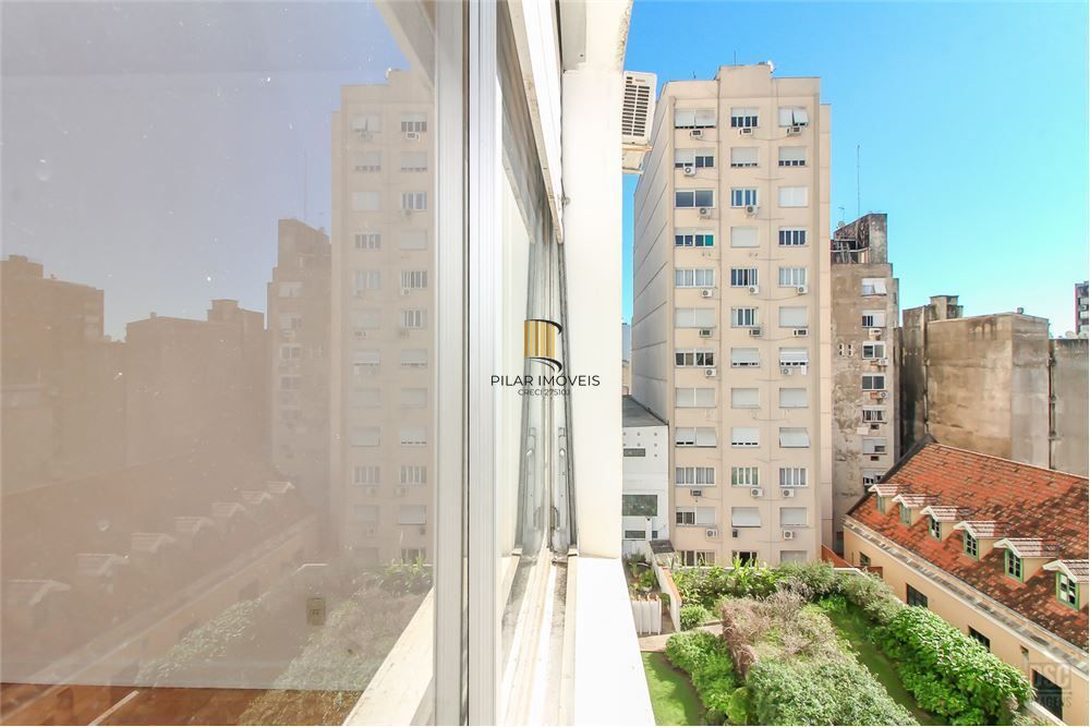 Apartamento 4 dormitórios no bairro Centro Histórico