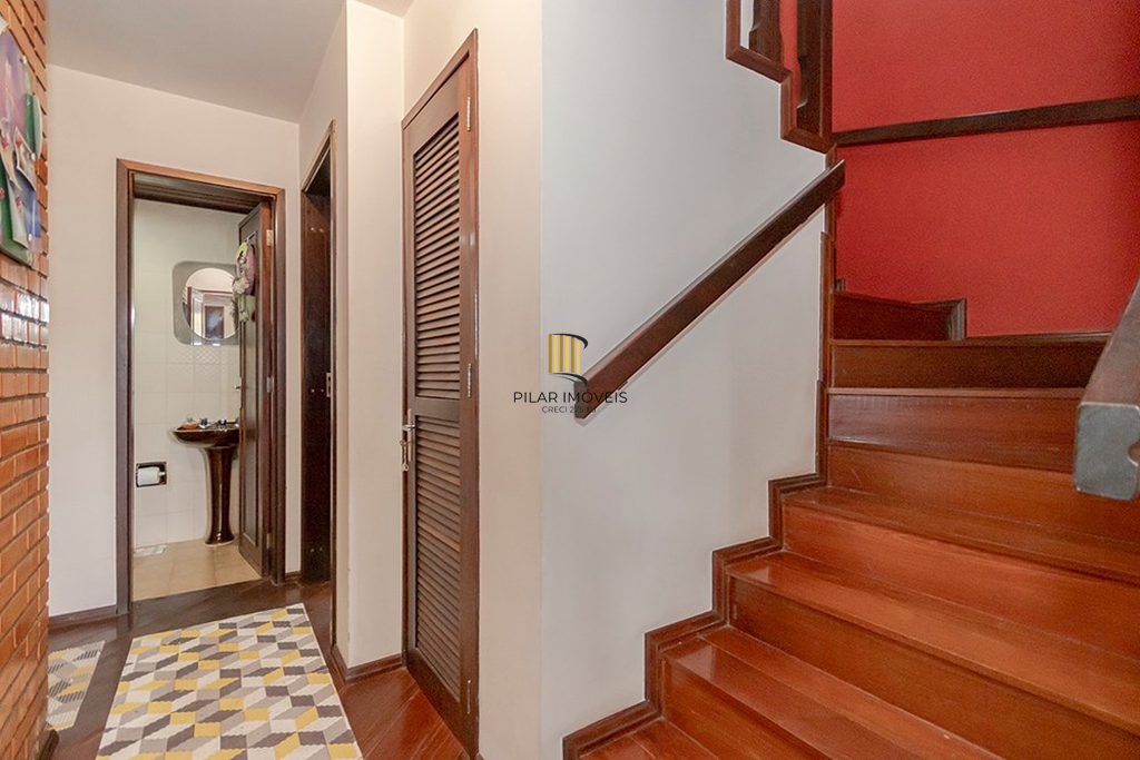 Casa 3 dormitórios no bairro Jardim Itu Sabará