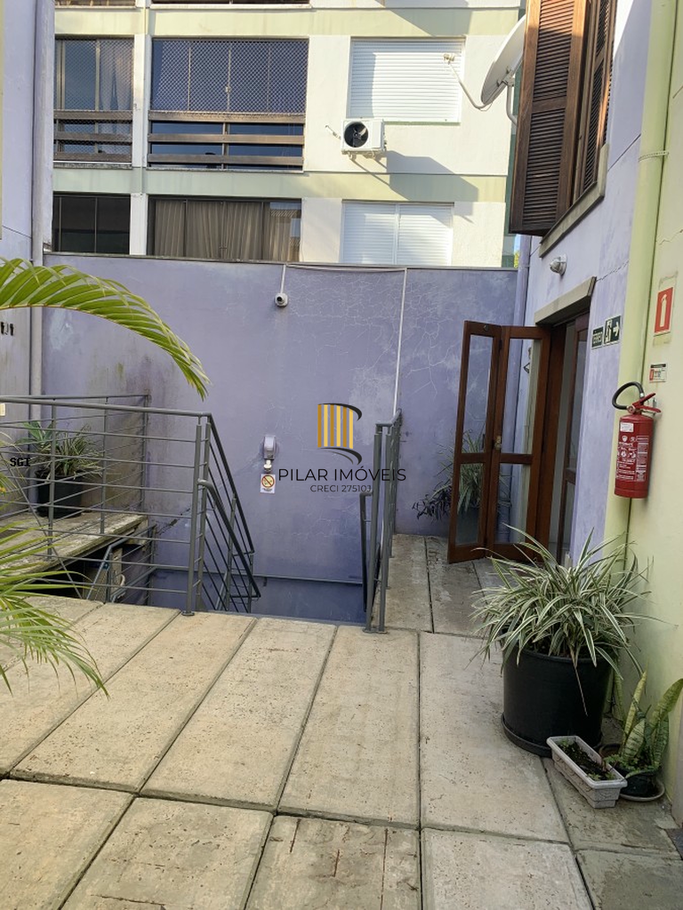 Casa 2 dormitórios no bairro Jardim do Salso