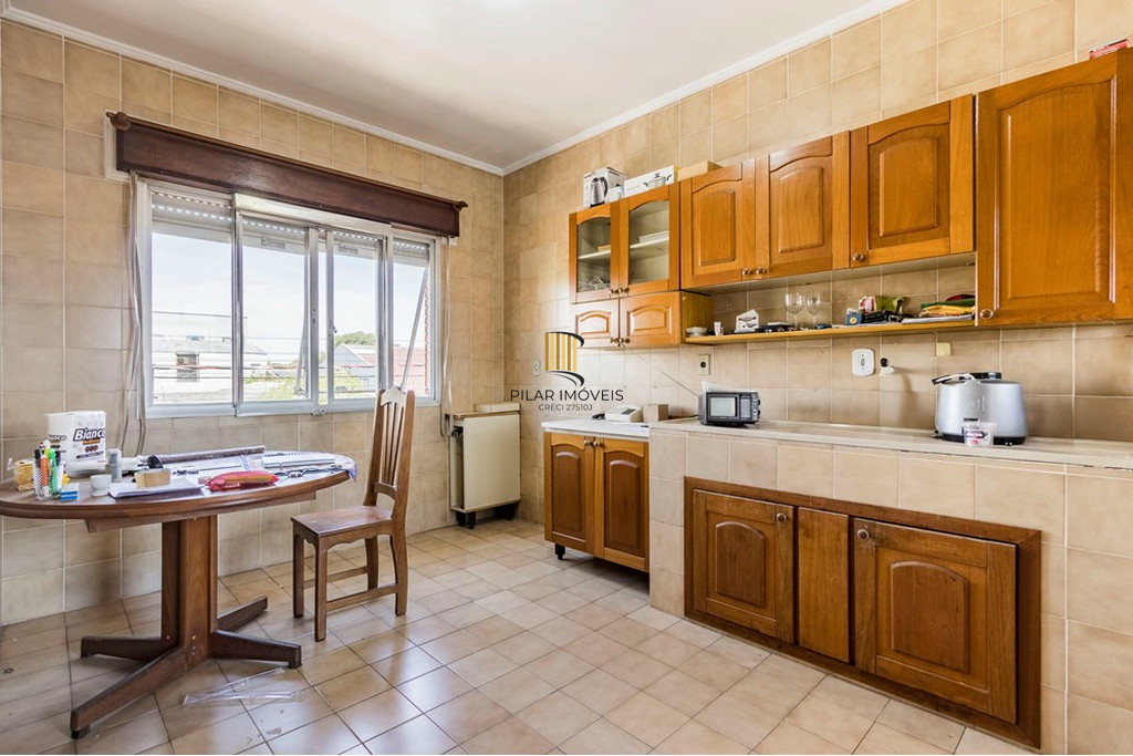 Casa 4 dormitórios no bairro Sarandi