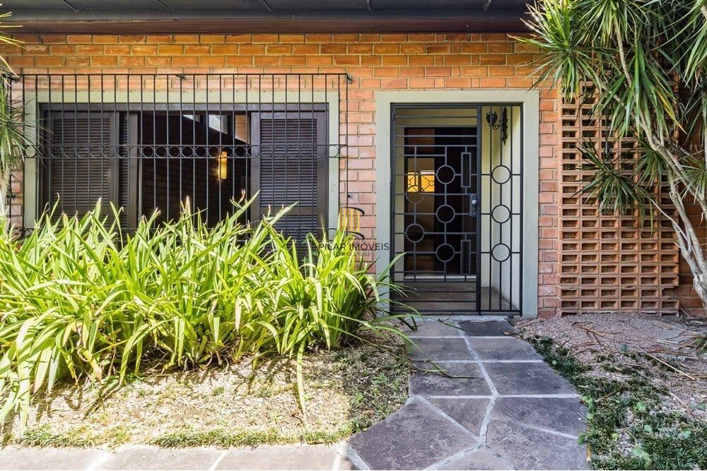 Casa 4 dormitórios no bairro Jardim Lindóia