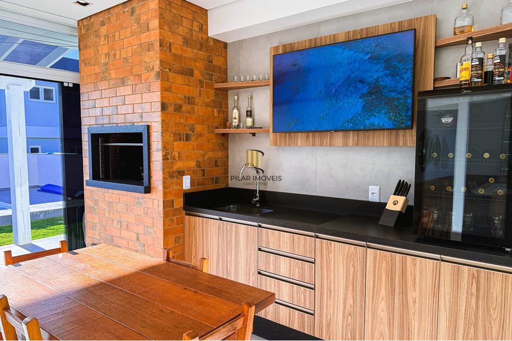 Casa de Condomínio 3 dormitórios no bairro Sanga Funda