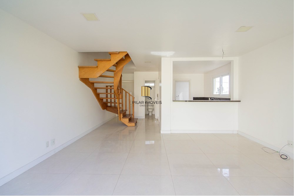 Casa de Condomínio 3 dormitórios no bairro Lomba do Pinheiro