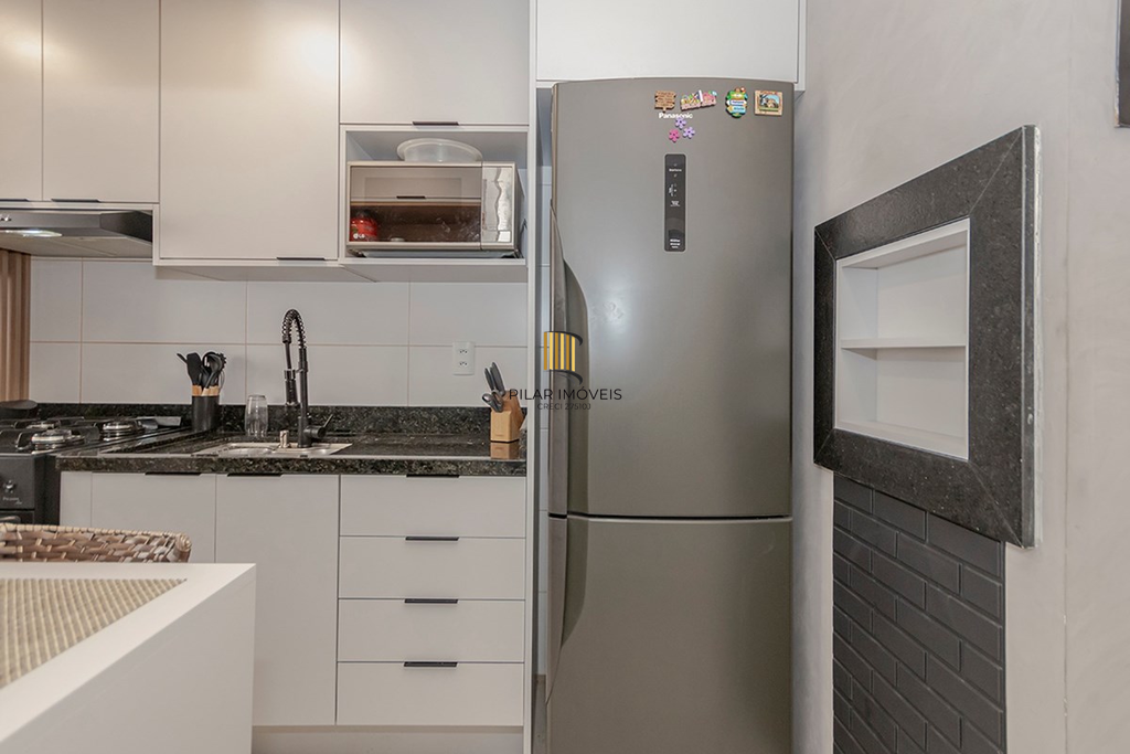 Apartamento 2 dormitórios no bairro Lomba do Pinheiro