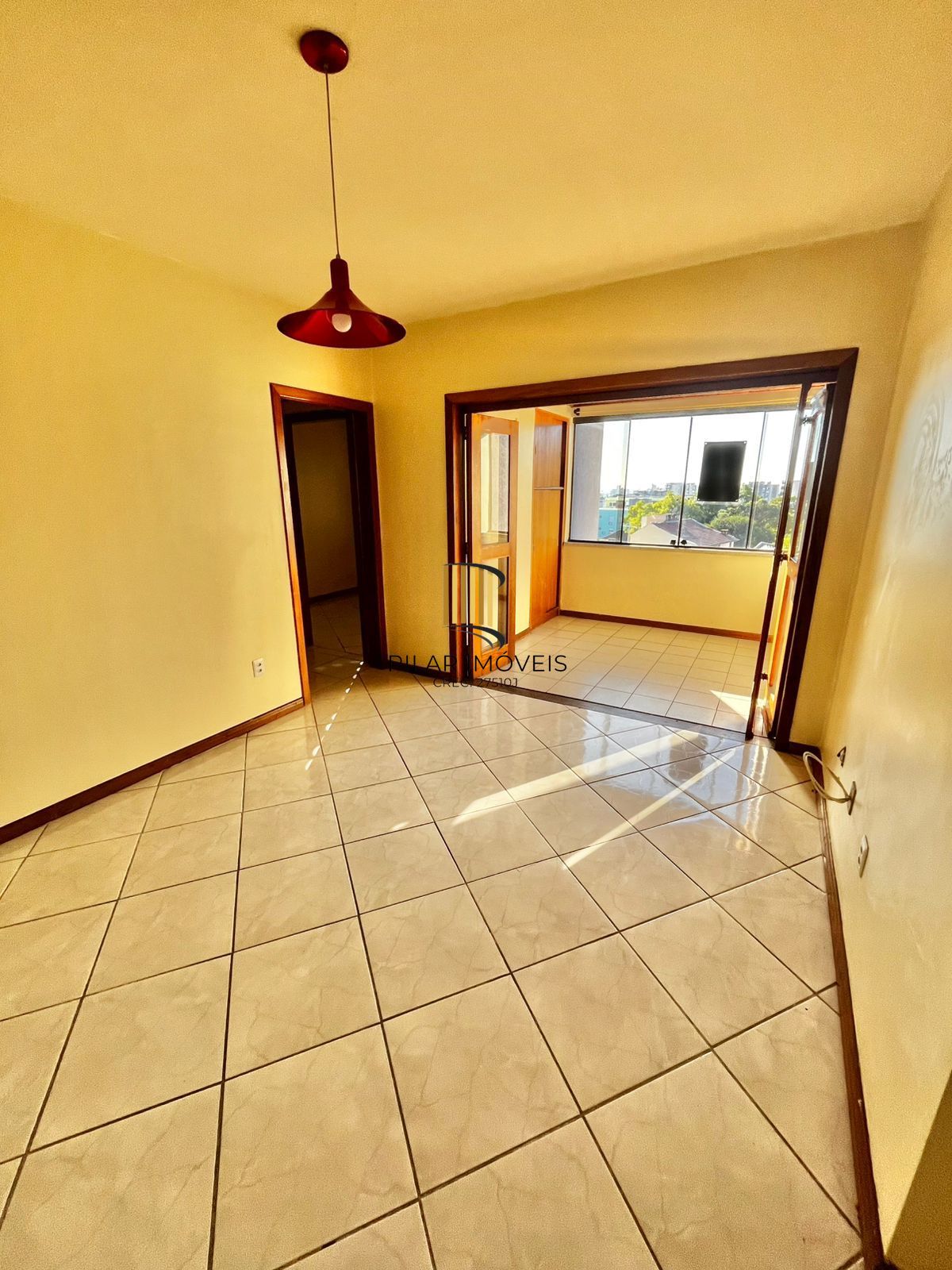 Apto 03 dorm com suíte, andar alto, vista, ótima posição solar, 1 vaga no Cristo