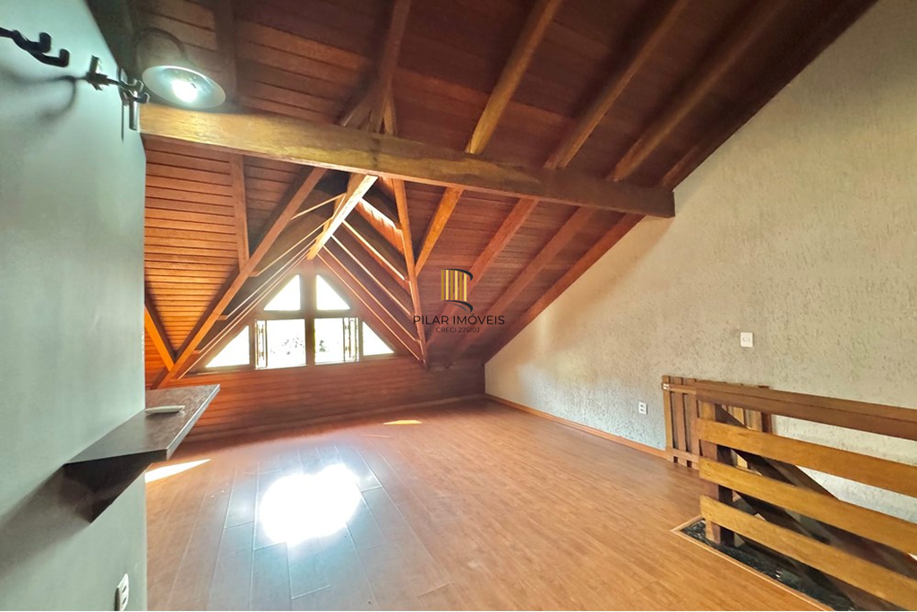 Casa 3 dormitórios no bairro Sarandi