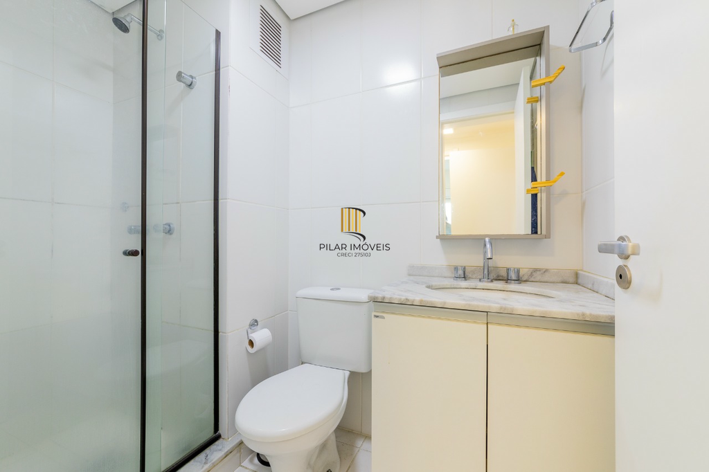 Apartamento 2 dormitórios no bairro Azenha