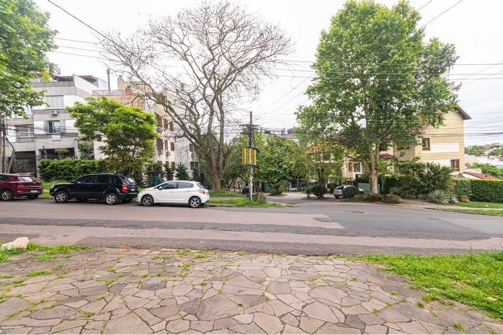 Casa 3 dormitórios no bairro Chácara das Pedras