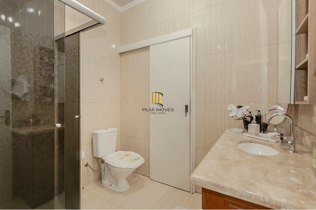 Apartamento 3 dormitórios no bairro Menino Deus