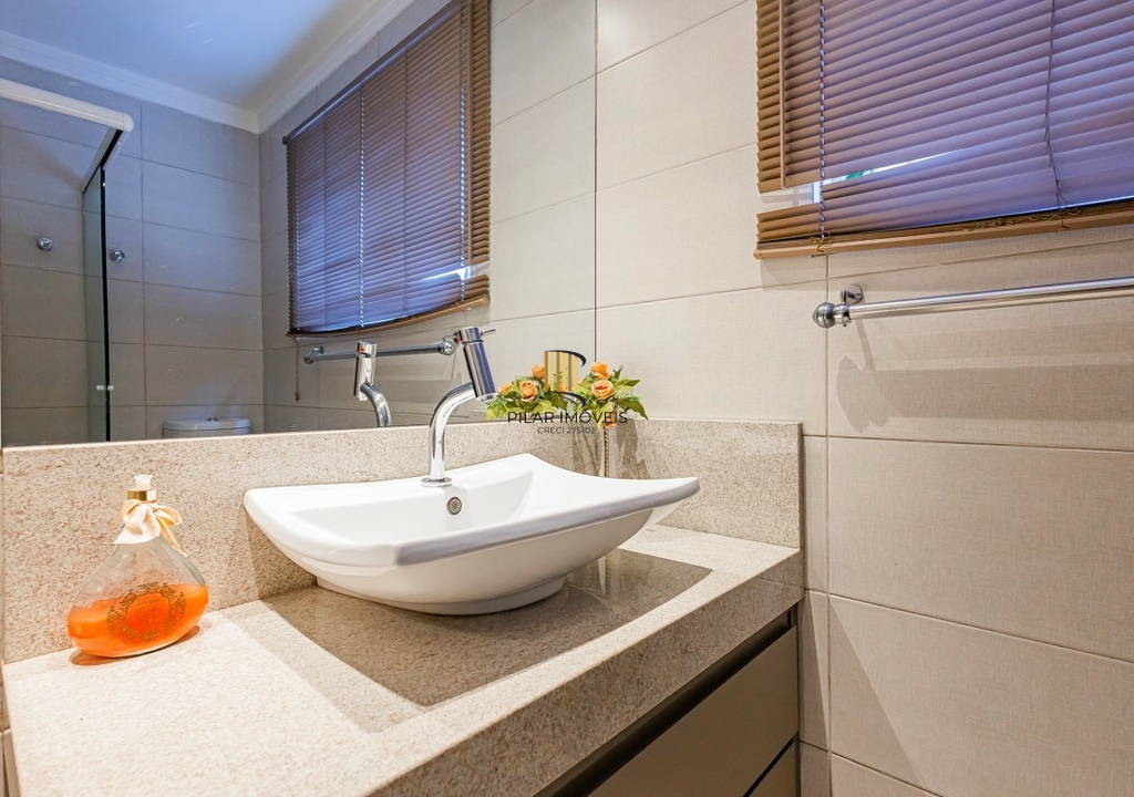 Apartamento 3 dormitórios no bairro Petrópolis