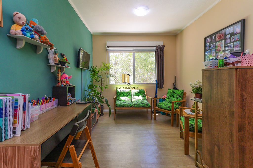 Casa 2 dormitórios no bairro Camaquã