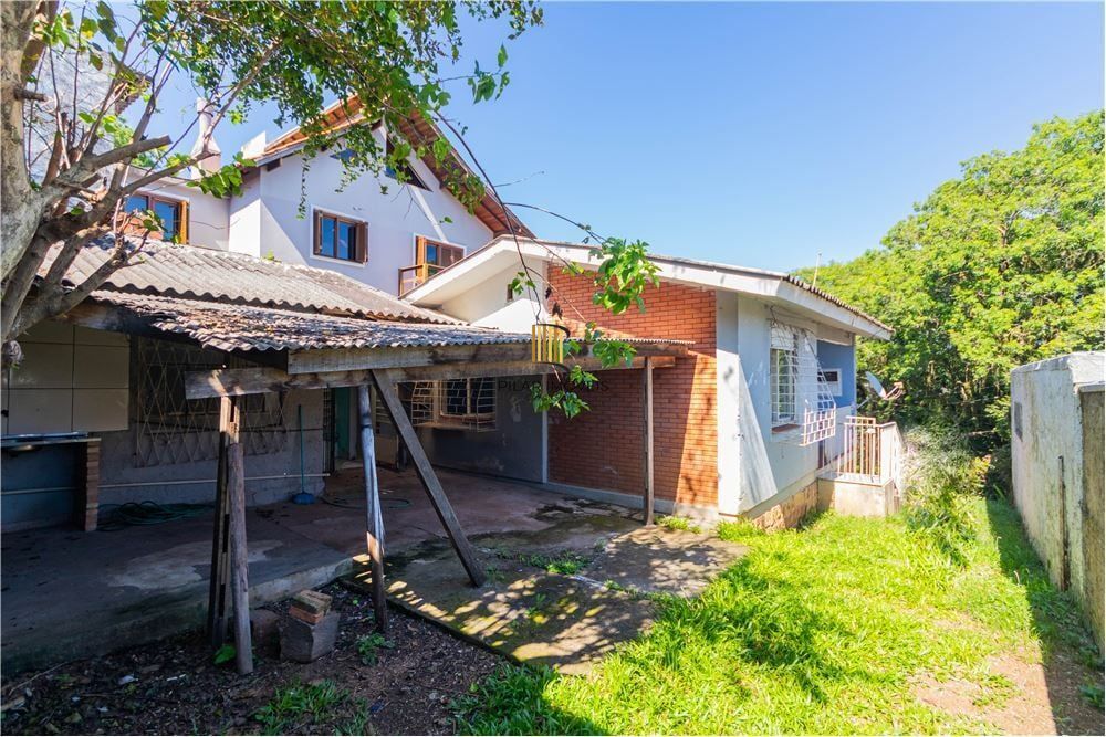 Casa de Condomínio 3 dormitórios no bairro Santa Tereza