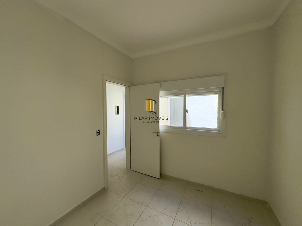 Casa de Condomínio 2 dormitórios no bairro Olaria