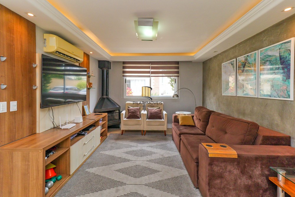 Casa de Condomínio 3 dormitórios no bairro São Sebastião