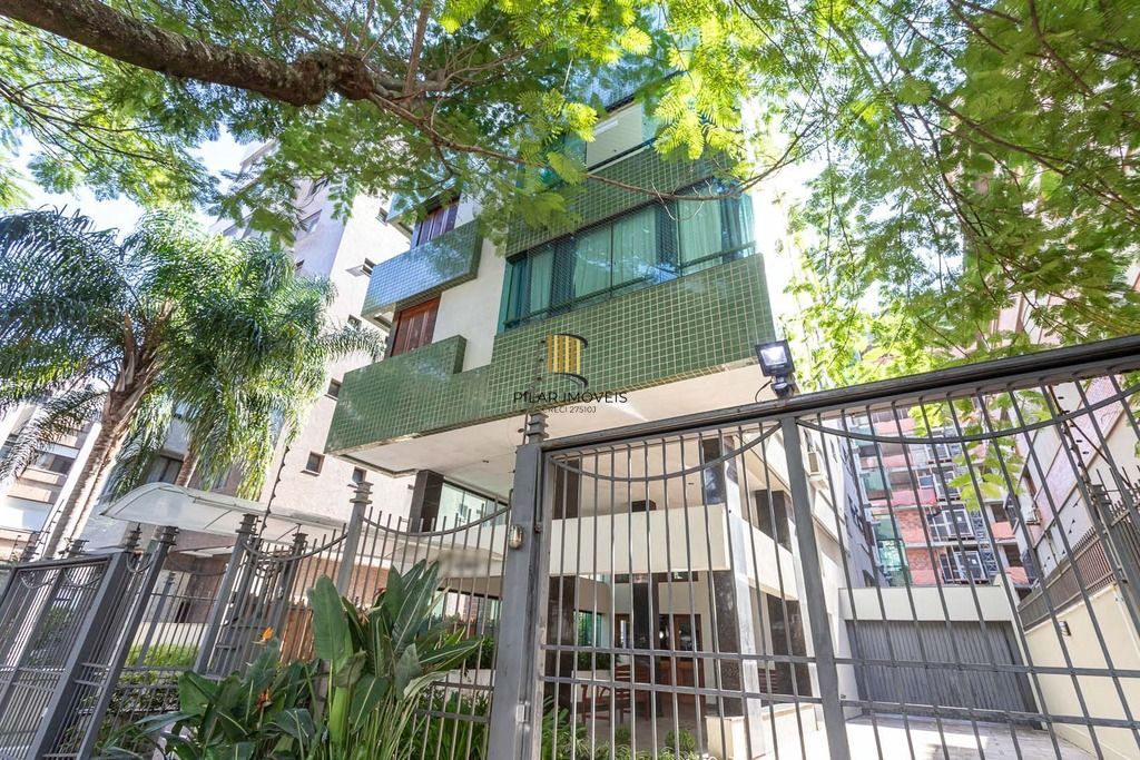 Cobertura 4 dormitórios no bairro Petrópolis