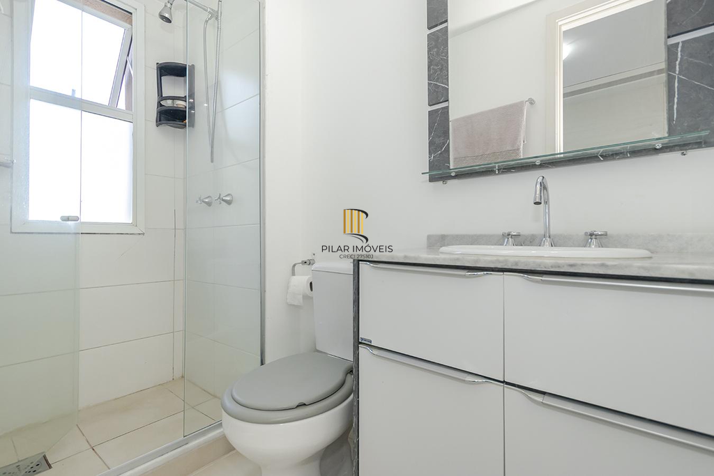 Apartamento 3 dormitórios no bairro Azenha