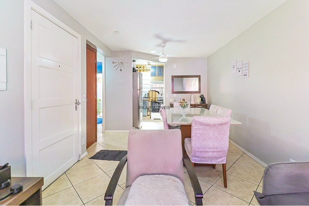 Casa de Condomínio 4 dormitórios no bairro Jardim Itu Sabará