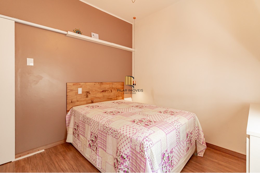 Casa 3 dormitórios no bairro Petrópolis