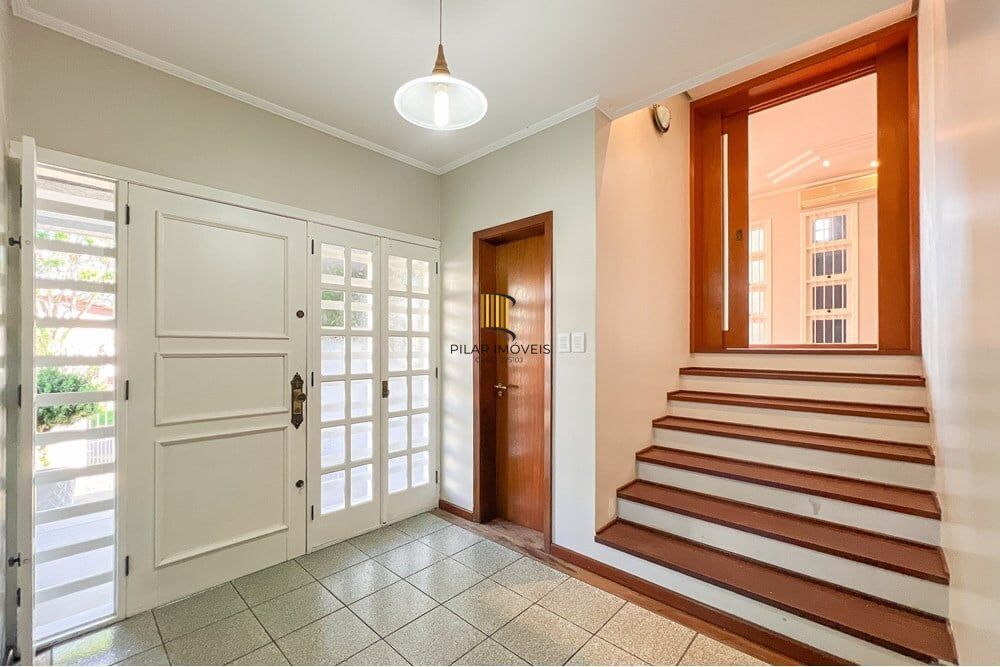 Apartamento 4 dormitórios no bairro Igara