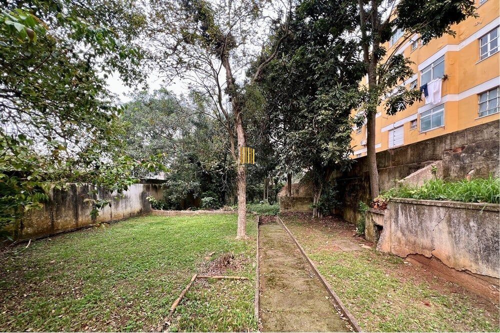 Terreno no bairro Nossa Senhora das Graças