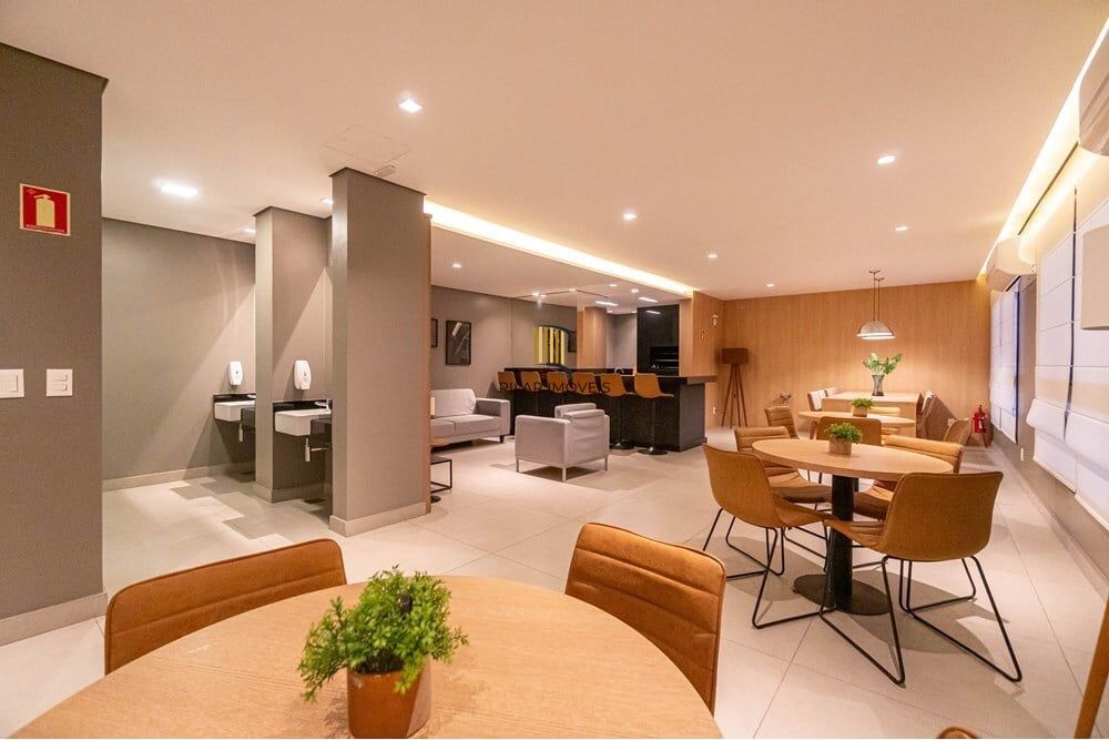 Apartamento 3 dormitórios no bairro Menino Deus