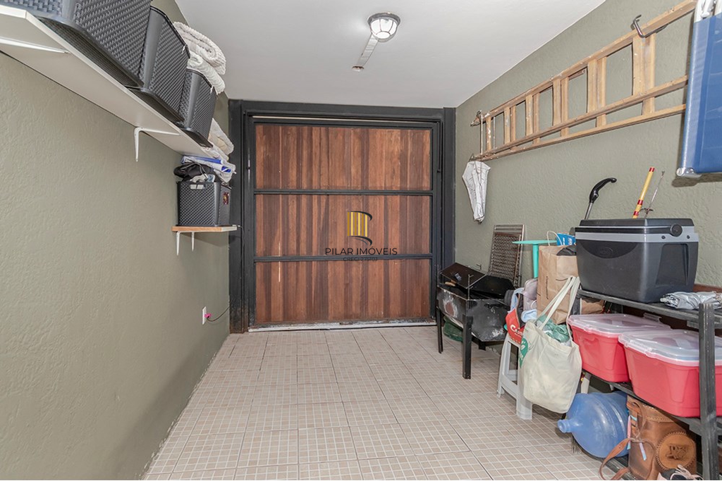 Casa de Condomínio 3 dormitórios no bairro Ipanema