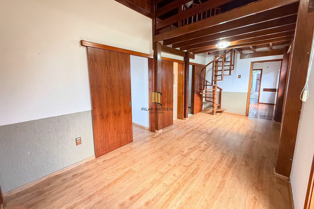 Casa 5 dormitórios no bairro São José