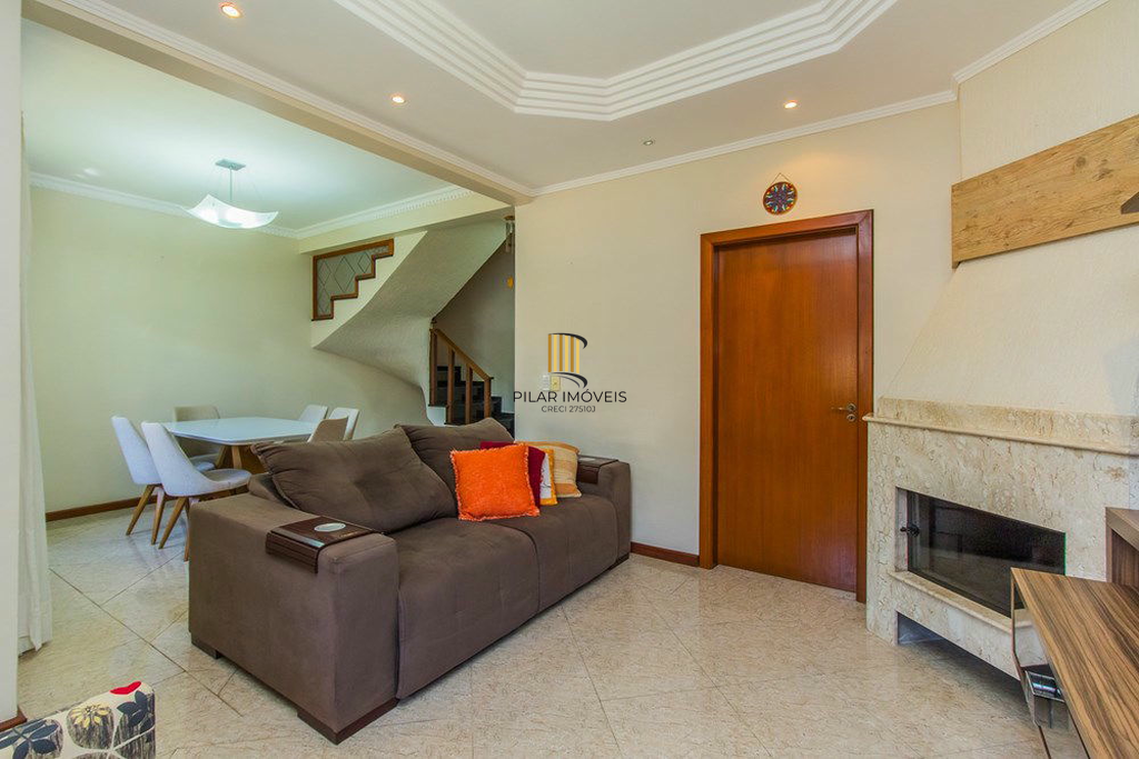 Casa 4 dormitórios no bairro Moinhos de Vento