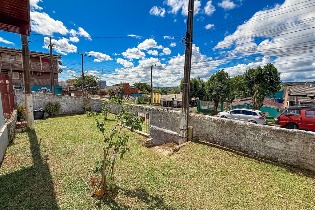 Casa 4 dormitórios no bairro Capão da Cruz