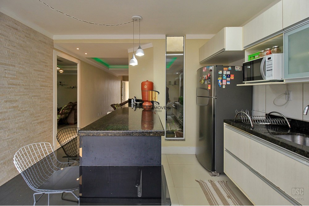 Casa 3 dormitórios no bairro Guarujá