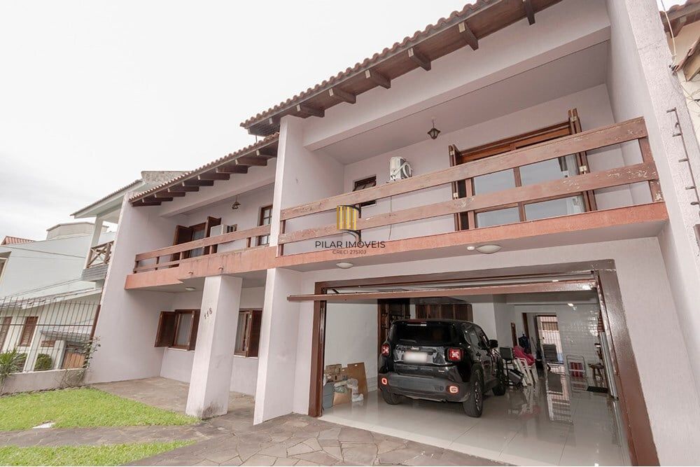 Casa 4 dormitórios no bairro Jardim Itu