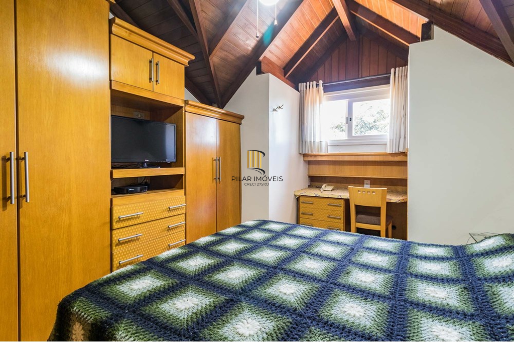 Casa de Condomínio 3 dormitórios no bairro Teresópolis