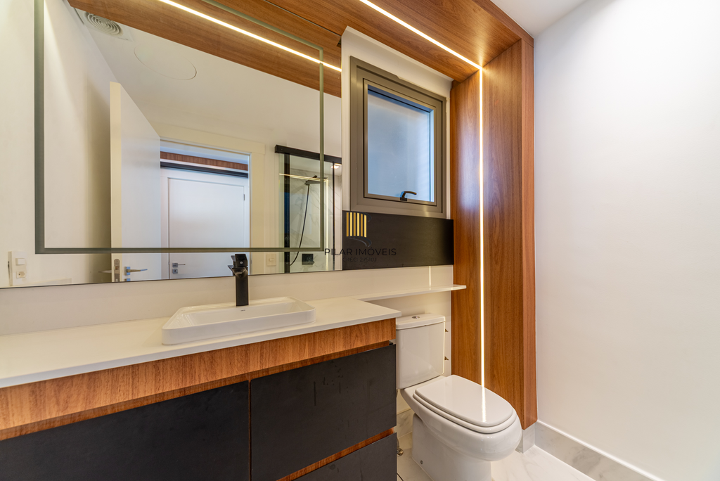 Apartamento 3 dormitórios no bairro Mont Serrat