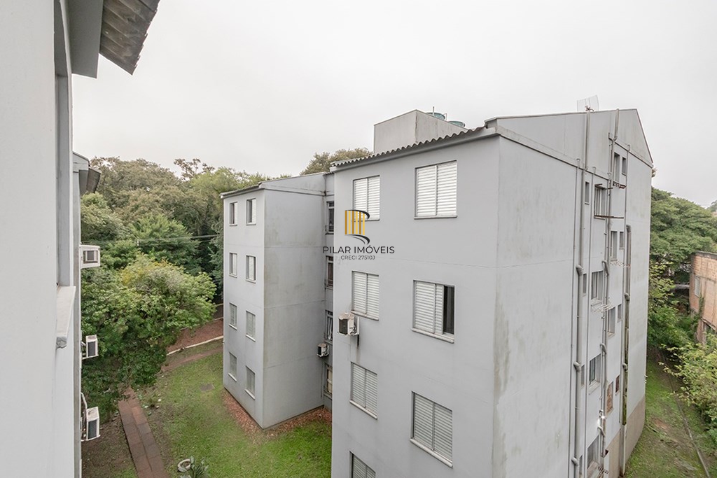 Apartamento 2 dormitórios no bairro Lomba do Pinheiro
