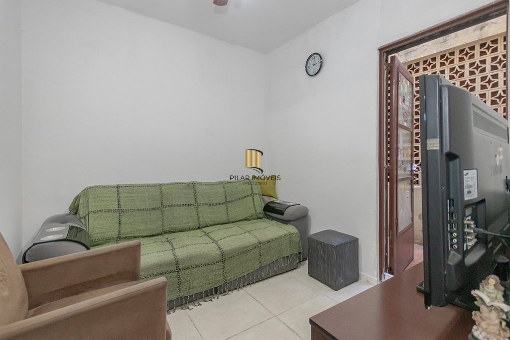 Casa 4 dormitórios no bairro Vila Nova