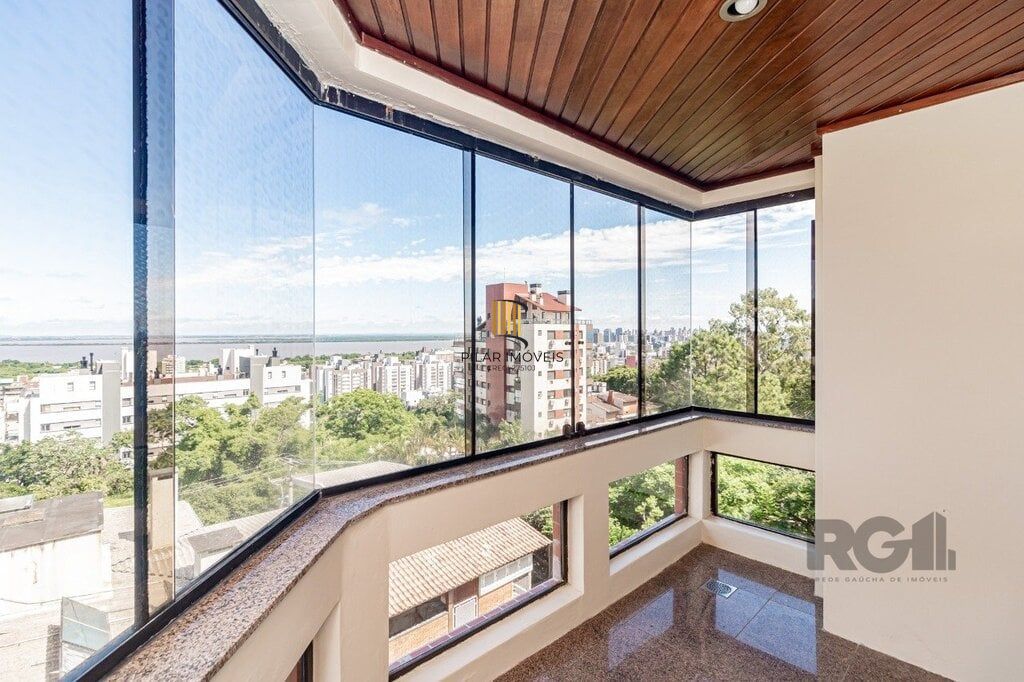 Apartamento 3 dormitórios no bairro Menino Deus