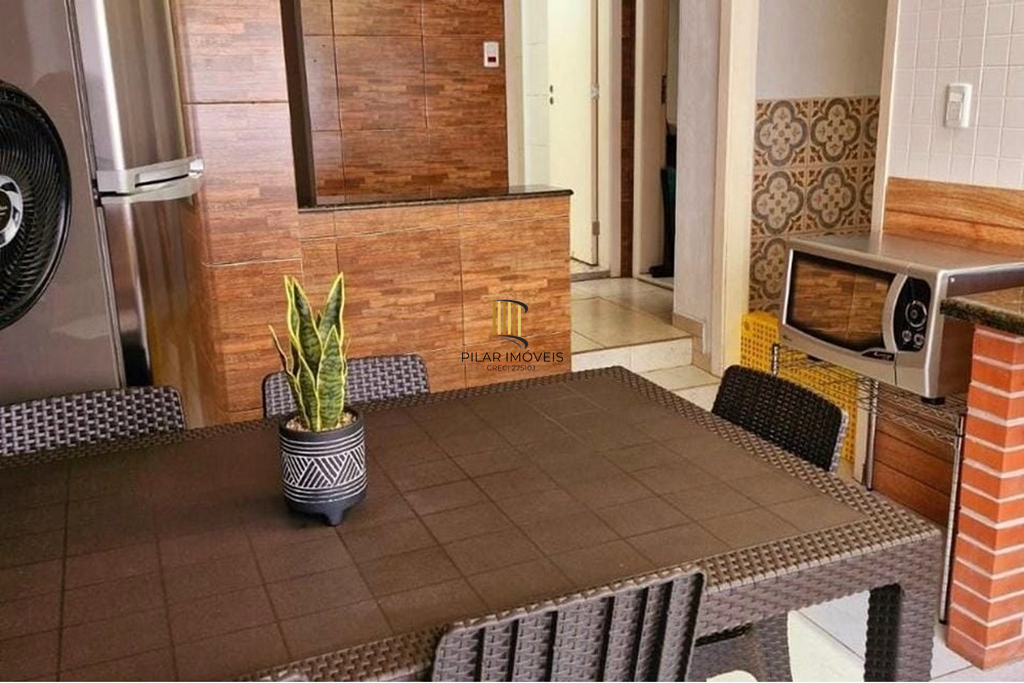 Casa 4 dormitórios no bairro Jardim do Salso