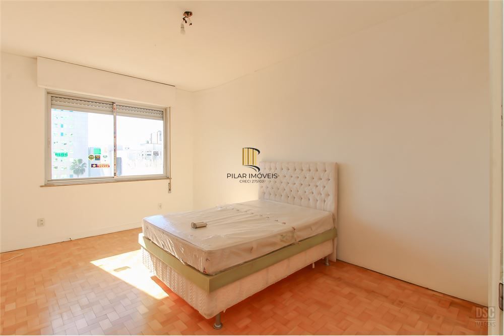 Apartamento 4 dormitórios no bairro Centro Histórico