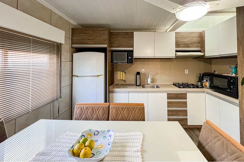 Casa 2 dormitórios no bairro Guajuviras