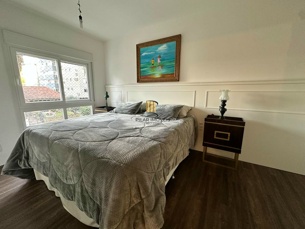 Apartamento 3 dormitórios no bairro Menino Deus