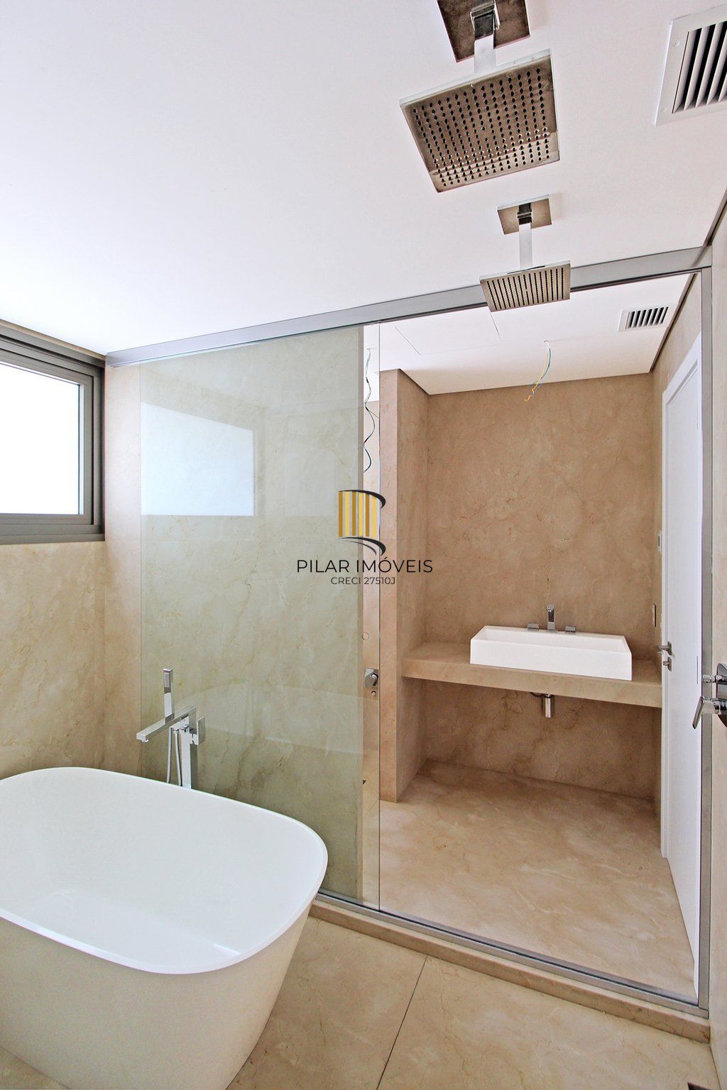 Apartamento 3 dormitórios no bairro Moinhos de Vento