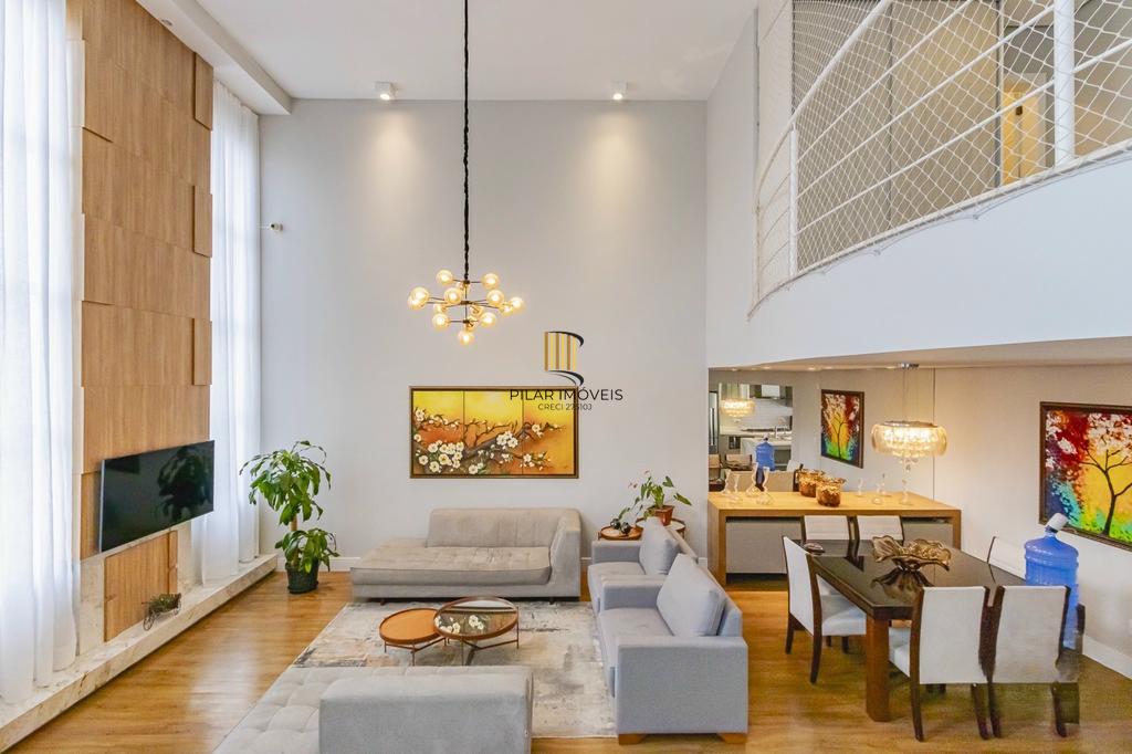 Casa 3 dormitórios no bairro Niterói