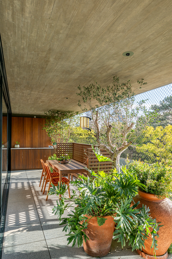 Apartamento 3 dormitórios no bairro Petrópolis